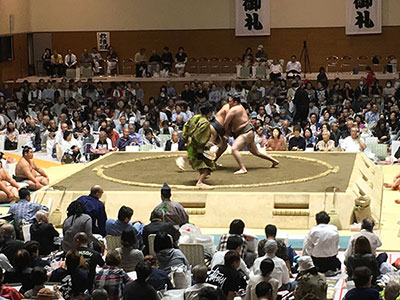 相撲観戦02